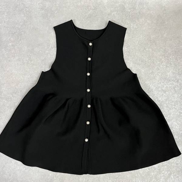 学校行事にも使える！【coca】パールボタン可愛い♡「ペプラムベスト」着回しコーデ