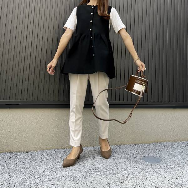 学校行事にも使える！【coca】パールボタン可愛い♡「ペプラムベスト」着回しコーデ