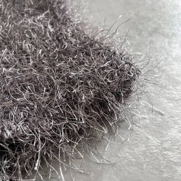 誰もがトリコ♡【しまむら】秋コーデに華を添える「フェザービスチェ」