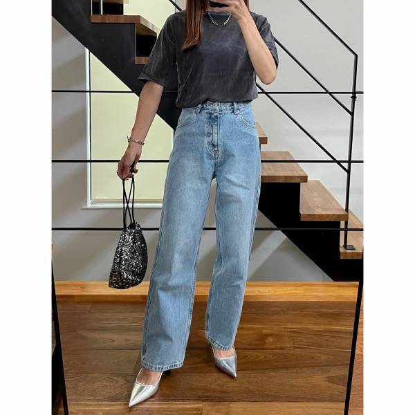 オンラインでは完売！！【BONJOUR SAGAN】今着たい！「ベロアT」着回しコーデ