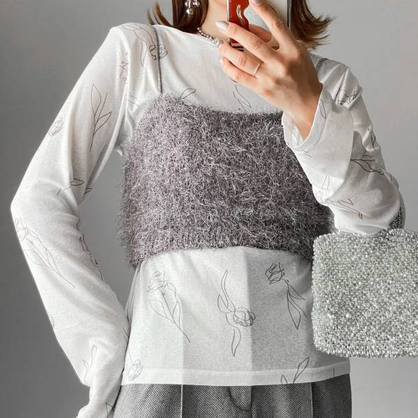 掘り出し物ゲットっ！！【しまむら】まさかの550円！「バラ柄トップス」