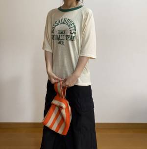 秋も活躍させたい！【GU】「黒カーゴスカート」着回しコーデ