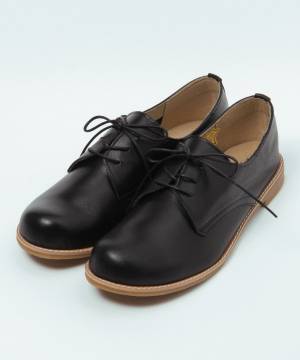 オールシーズン使える！ 今買い足したい【優秀シューズ】