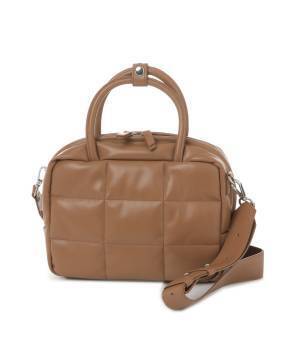 いつものコーデが見違える！？ 今プラスワンするなら【秋色バッグ】