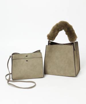 いつものコーデが見違える！？ 今プラスワンするなら【秋色バッグ】