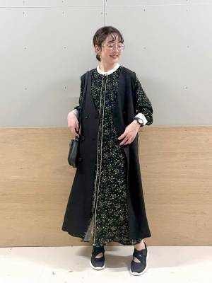 ワンピでも羽織りでも♡【グローバルワーク】着回しが利く「Vネックジレジャンスカ」