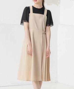 秋の愛されコーデ♡【ハニーズ】インナーで印象が変わる「最新ジャンスカ」