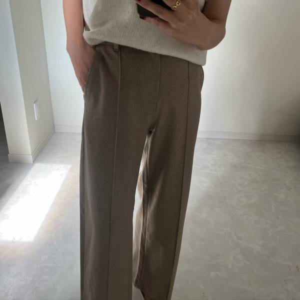 イロチ買いしたくなっちゃう♡【ユニクロ】楽ちんきれいに穿ける！「優秀ワイドパンツ」