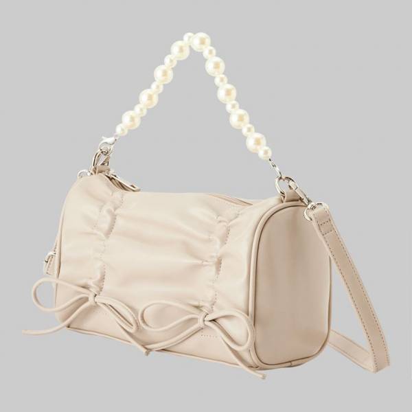 大人女子の心くすぐる！ 【しまむら】トレンドライクに決まる♡「リボンバッグ」