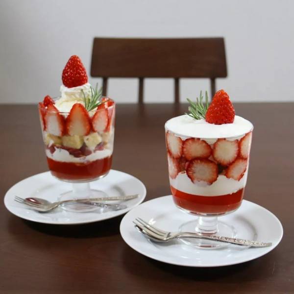 食べるなら今でしょ！旬のいちごで映え感も叶う手作りツイーツ5選