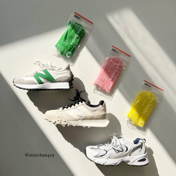 え、まだ買ってないの？【ファミマソックス】手軽に買えるのがいいね♡