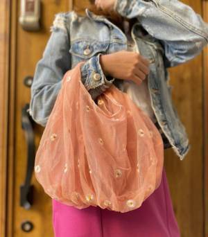 品薄目前！買うなら今！プチプラ【チュールバッグ】がインスタで話題沸騰中