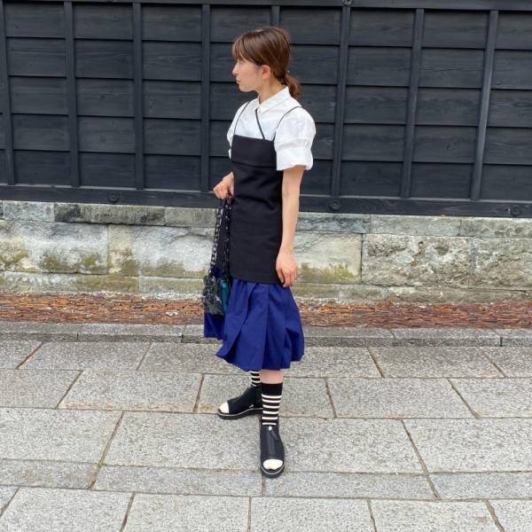 まだ買ってない？【ユニクロ×マルニ】の激アツ神コラボが大ブレイク中！