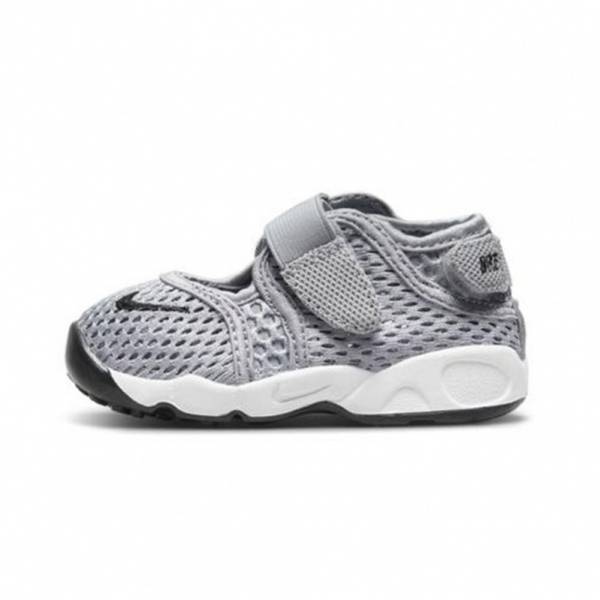 弾むような履き心地が話題！【NIKE】キッズシューズFAIRを開催中！