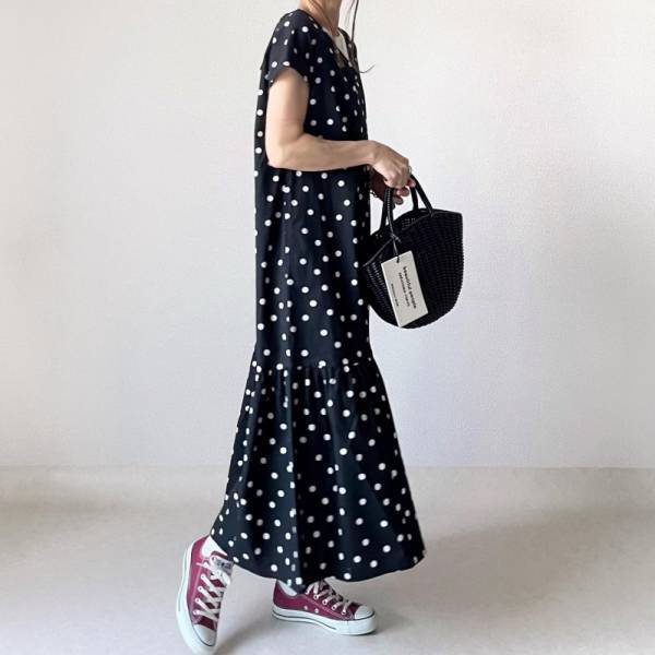 デザイン可愛すぎでしょ♡【GU 】ドット柄Vネックワンピで夏のおしゃれを制覇！