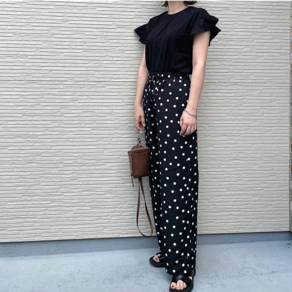 大人リラックスでいい女♡【GU】ドットプリントパンツはイロチ買いも正解！