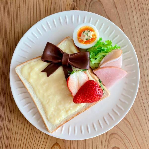 映え食パンが完成！ブルボン【スライス生チョコレート】が大人気の理由とは？！