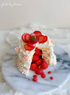 あふれ出てるのは何？！手作り【ギミックケーキ】がバズリ中！