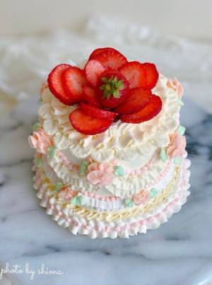 あふれ出てるのは何？！手作り【ギミックケーキ】がバズリ中！