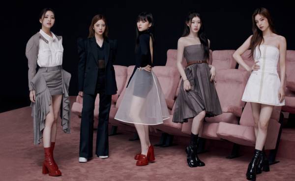 【TWICEの妹グループITZY】がCHARLES&KEITHの新グローバルアンバサダーに就任！