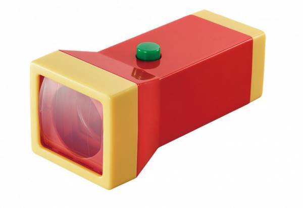 大人気のハッピーセット®「ドラえもん　わくわくじゆう研究」が真っ盛り！