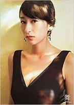 浅田舞さんの色気たっぷりドレスに「綺麗なボディライン」「お上品でセクシー」の声