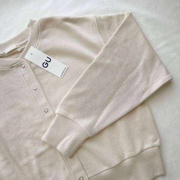 もう買った？【GU】クロップドスウェットカーディガンが進化して大好評！