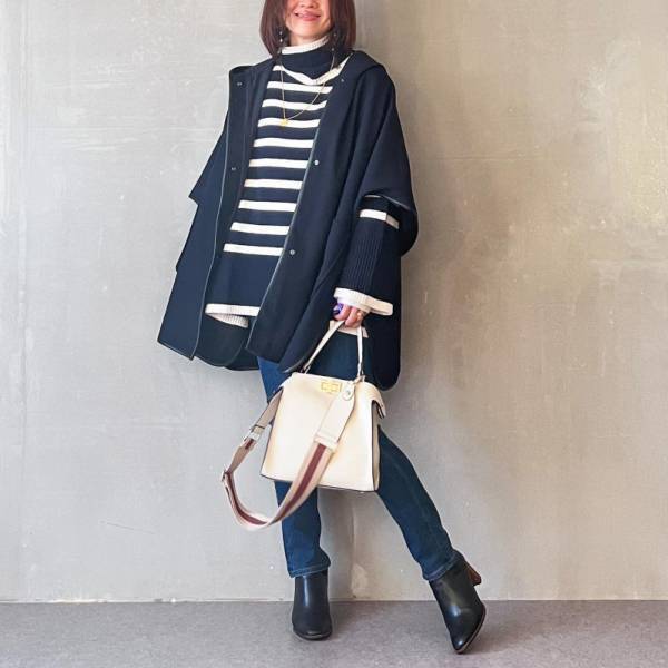 これ見つけたら、絶対買わなきゃ！【GU】フーディポンチョが上品見えすると大好評