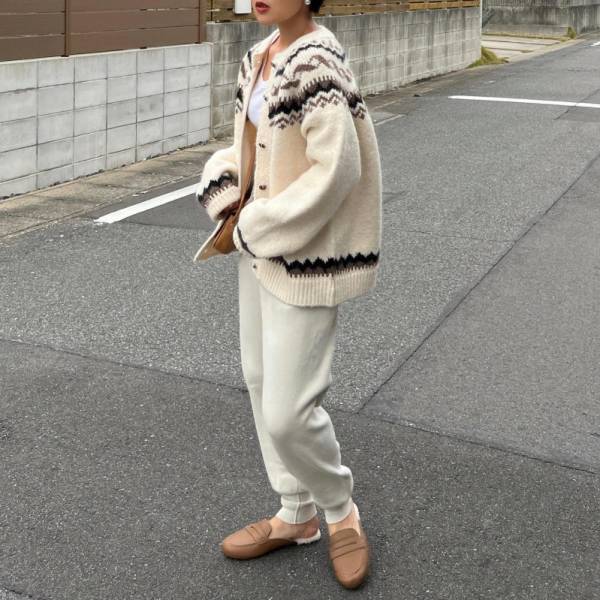 【冬に映えるホワイトコーデ♡】公認インフルエンサー@mi___.5さんが伝授！