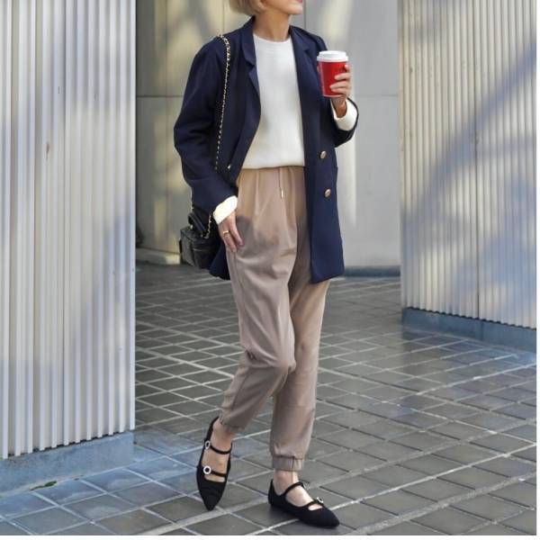 「おしゃれは足元から！」大人女子の【メリージェーン】って？カジュアルタイプもご紹介