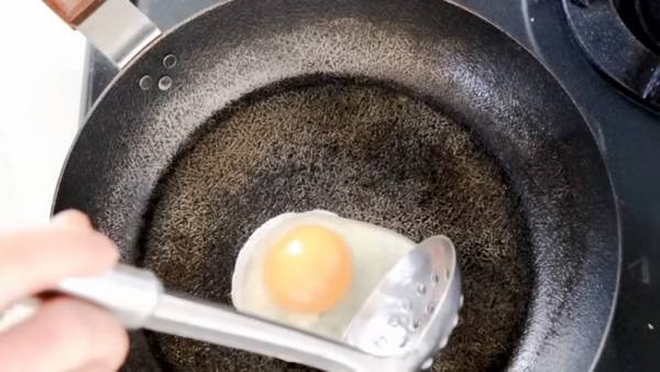 簡単すぎて驚いちゃう！【目玉焼き】がホテルモーニングのように作れる3分テクとは！