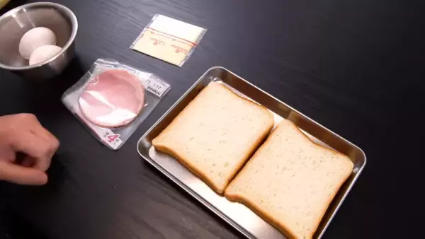 【フライパンで作る卵ホットサンド】10分で完成！食パン2枚でできる簡単レシピ