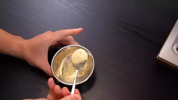 【フライパンで作る卵ホットサンド】10分で完成！食パン2枚でできる簡単レシピ