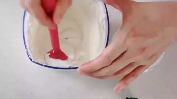 【クリームチーズの作り方】簡単！牛乳と酢で作る「料理教室のBonちゃん」レシピ