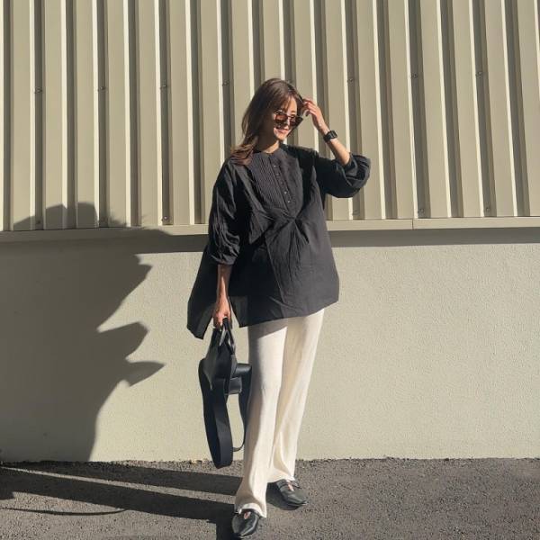 「縦ラインが強調される神シルエット！」【ユニクロ新作】ニットパンツは機能性も見た目も超優秀