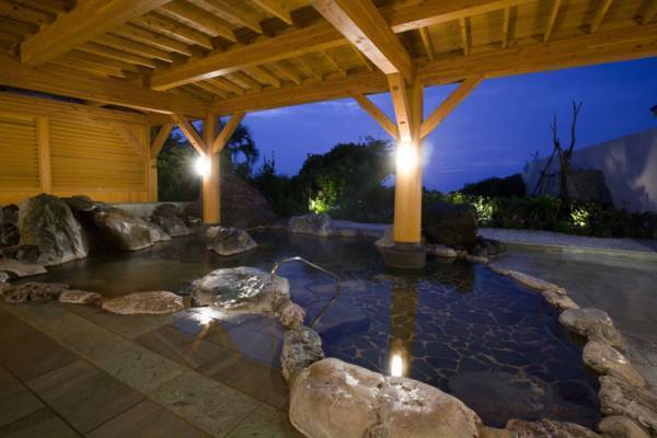 「家族旅行がしたくなるね♡」【ホテル伊豆急】白い砂浜と海をゆっくり眺めて過ごしたい♪リニューアルした客室も要チェック！