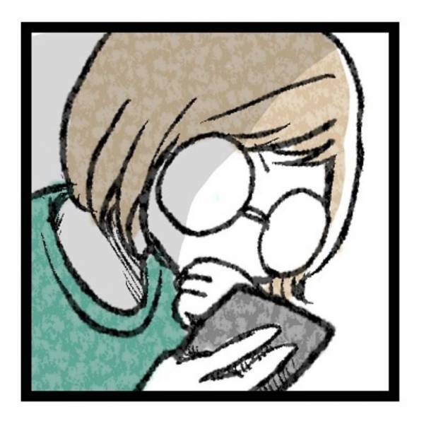 【育児マンガ】食への興味は大人顔負け！？食いしん坊2歳児がスマホで見ていた“あるもの”に大爆笑！