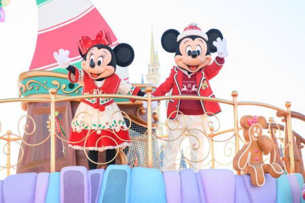 40周年のお祝いも同時に楽しめる！【東京ディズニーランド】の「ディズニー・クリスマス」の見所をご紹介♪