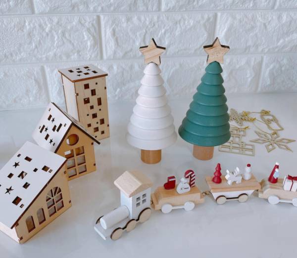 「今年も完売必至！今すぐ買って！」【スリーコインズ】クリスマスグッズはナチュラル仕様がいい感じ♡