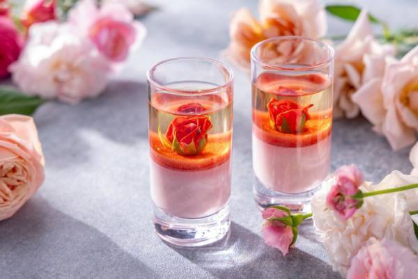 バラが丸ごと食べられる！？【コンラッド東京】新作アフタヌーンティー試食レポ