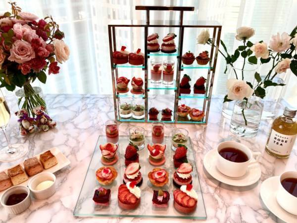 バラが丸ごと食べられる！？【コンラッド東京】新作アフタヌーンティー試食レポ