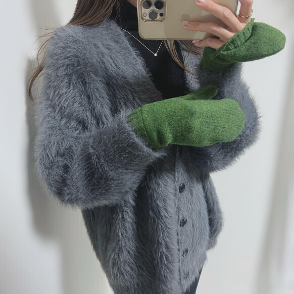 「指先まであったか♡」【ユニクロ】ヒートテックなミトンはマホ操作もできちゃう優れもの！