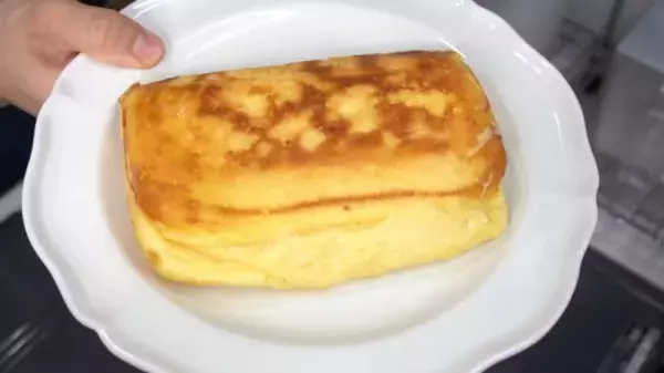 「余ったお餅で作れる」フレンチトーストの簡単レシピ♡もちもちで美味しい！