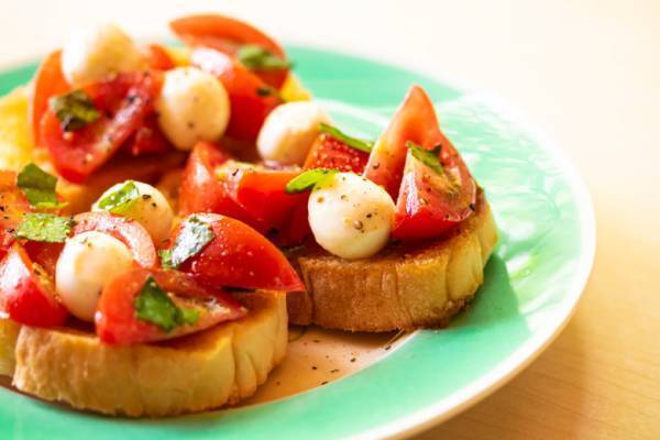 【コストコのガーリックブレッド】食べ方や冷凍保存方法、アレンジレシピなど