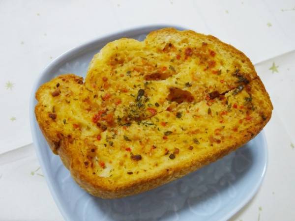 【コストコのガーリックブレッド】食べ方や冷凍保存方法、アレンジレシピなど