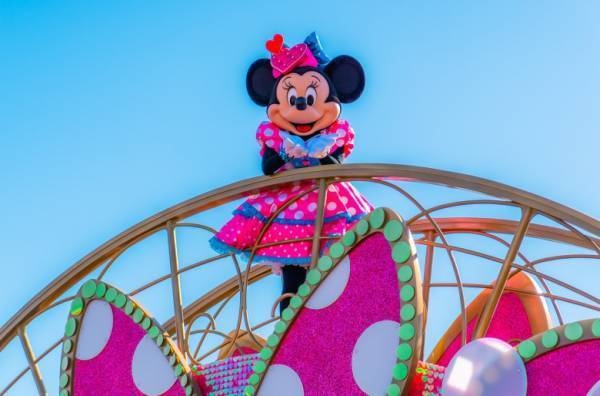 「ミニーに染まっちゃえ♪」【東京ディズニーランド】がラブリーに大変身！『ミニーのファンダーランド』の世界にキュン♡