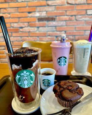 「再登場するほど人気です！」【スタバ】バレンタインの新作は甘くて濃厚なチョコレートドリンク