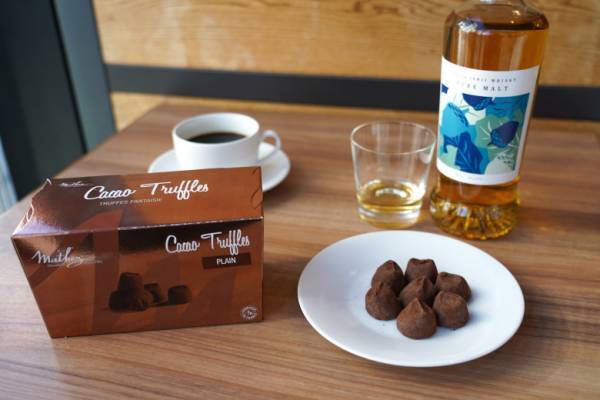 「今年はどうする？バレンタイン」【成城石井】バイヤーに教えてもらったチョコ×ドリンクのペアリングとは！？