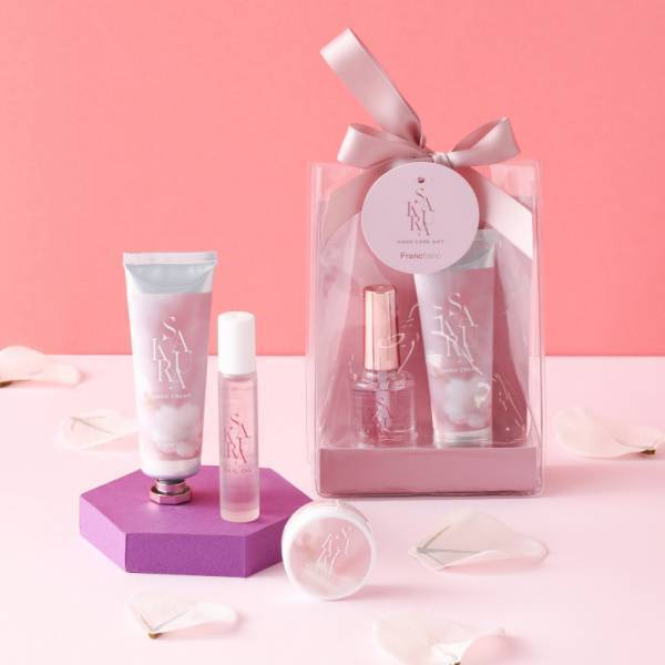 「ずっと家にいたくなる♡」【Francfranc】から「サクラ」「ミモザ」の新作アイテムが登場！一足先に春を感じて♪