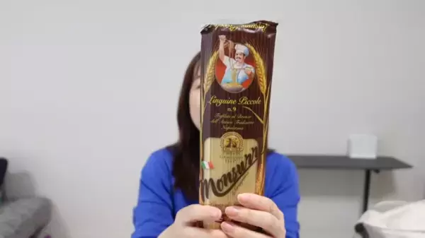 2024年【カルディ】食品福袋の中身を人気YouTuber・あいりさんがレポ！